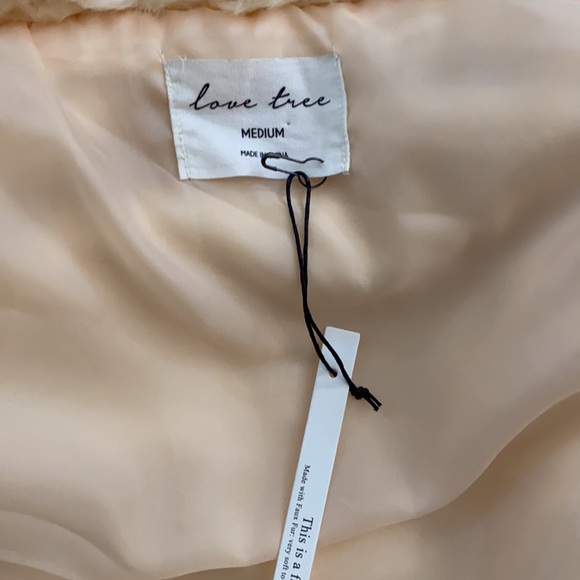 Love Tree faux fur vest - Picture 2 of 4